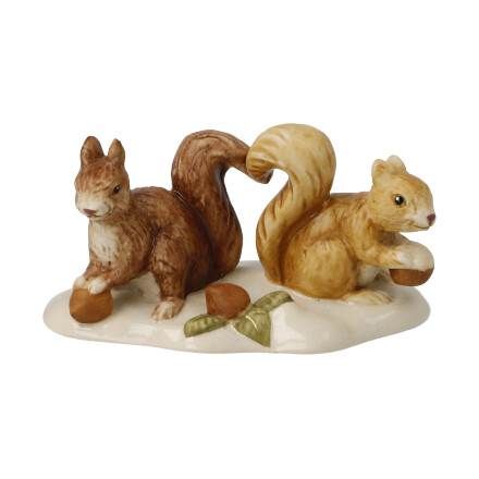 Figur Eichhörnchen auf Futtersuche - Winterwald Weihnachten